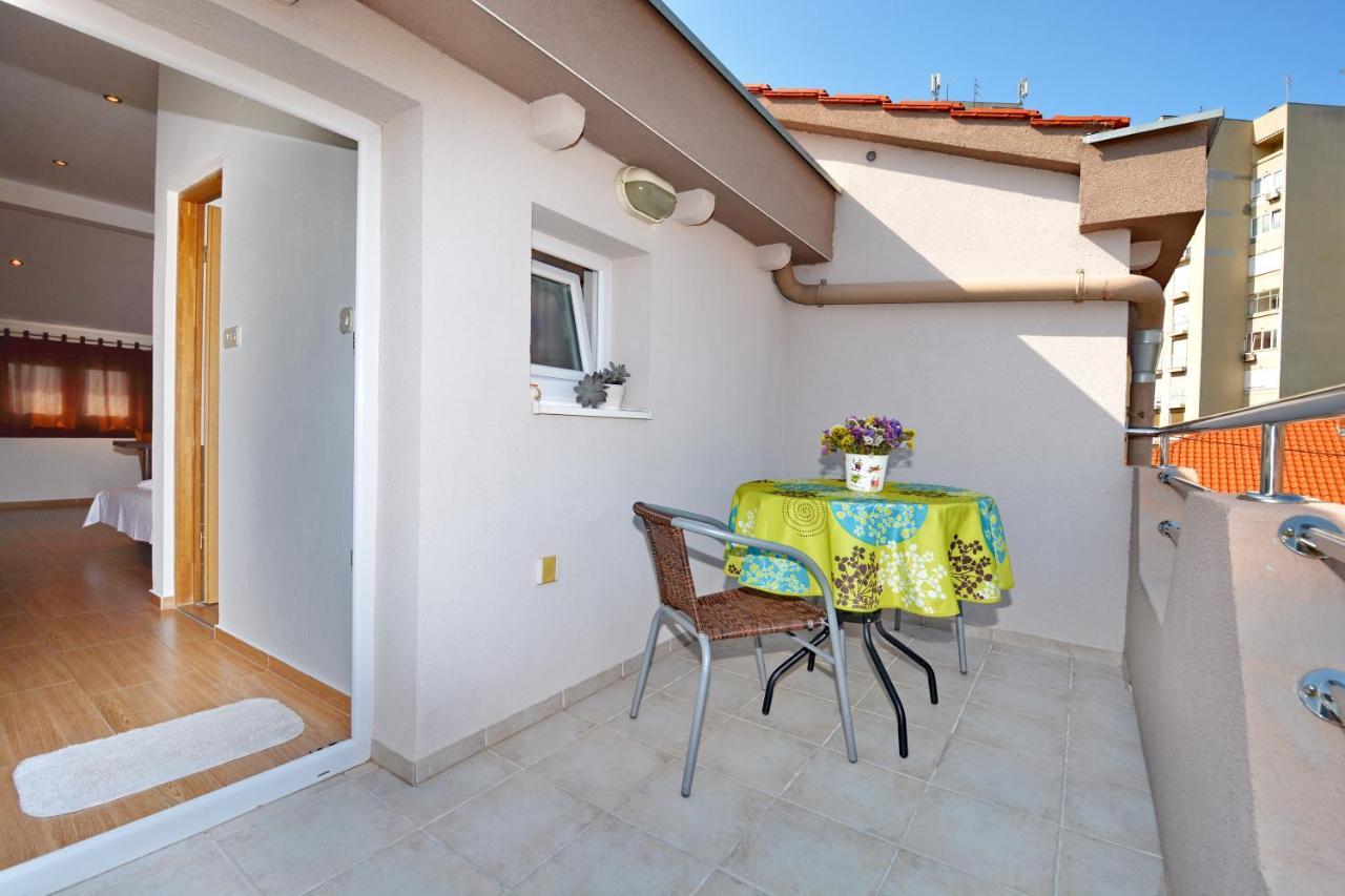 Studio Apartment Martin Zadar Bagian luar foto
