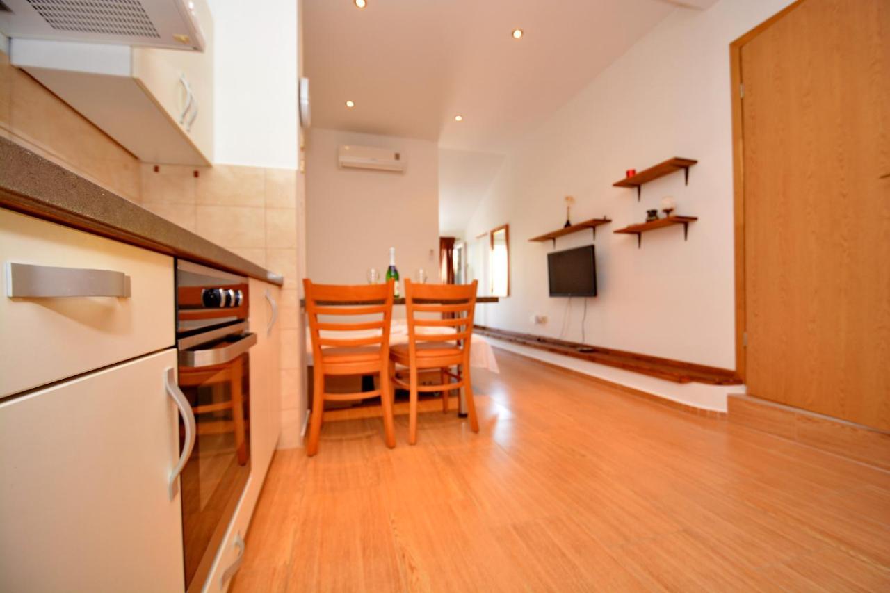 Studio Apartment Martin Zadar Bagian luar foto