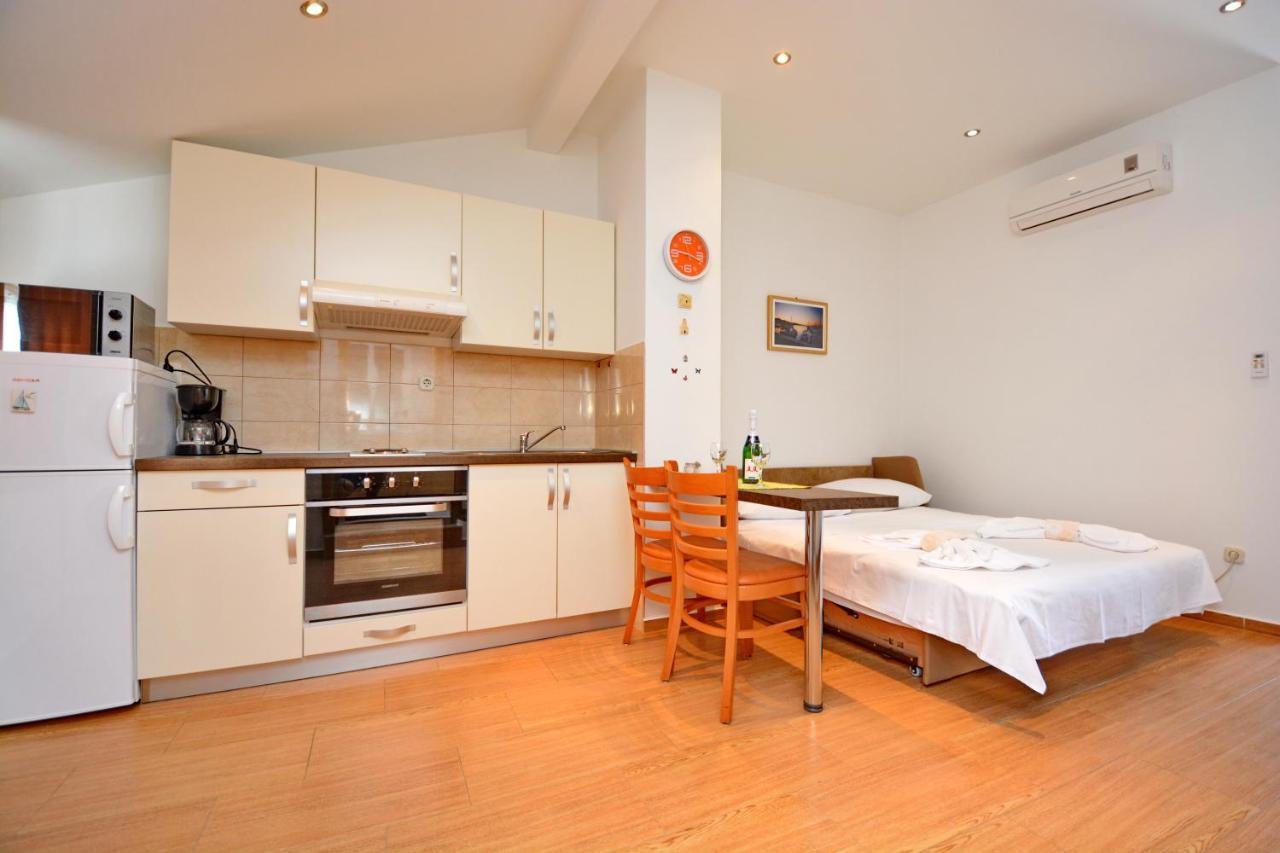 Studio Apartment Martin Zadar Bagian luar foto